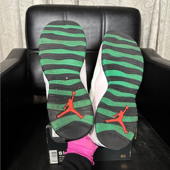 Jordan Retro 10 Verde 30th Anniversary